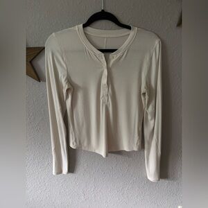 Lululemon Hold Tight Henley